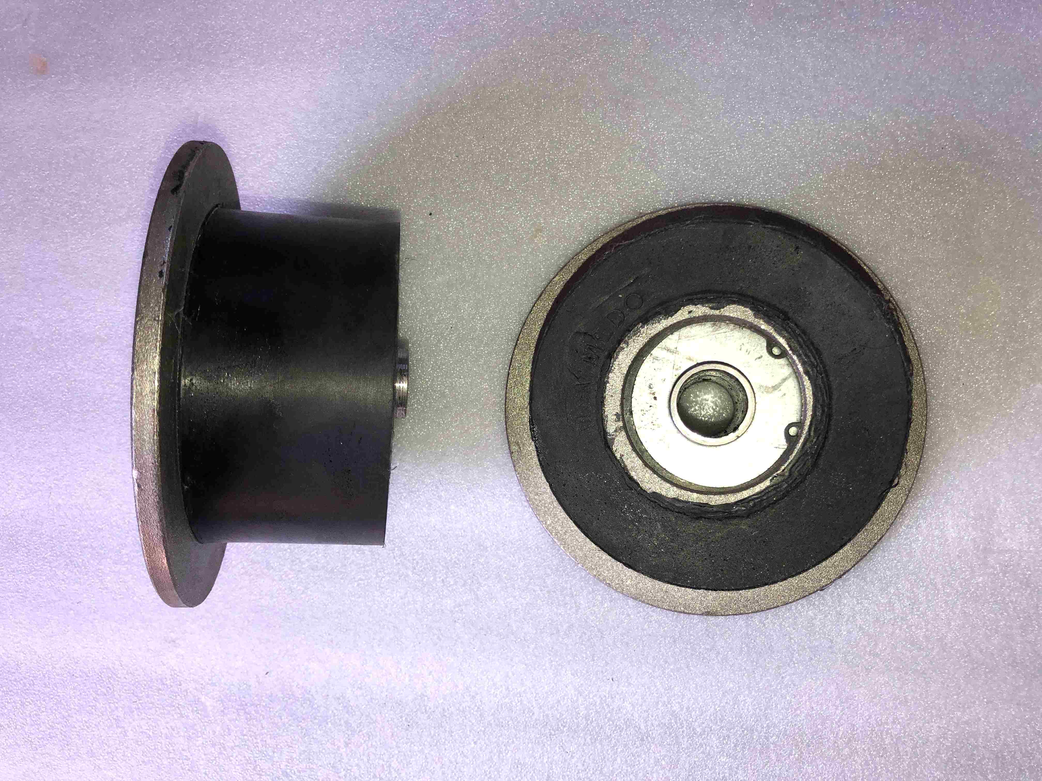 Ролик ø 110 с фланцем ø 150 х 65 х 20 (Резина)